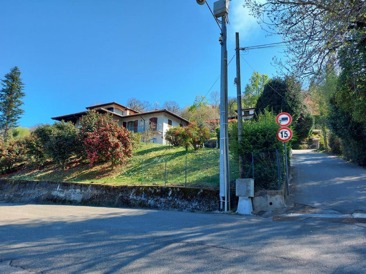 Вилла La Casa Delle Camelie Стреза Экстерьер фото