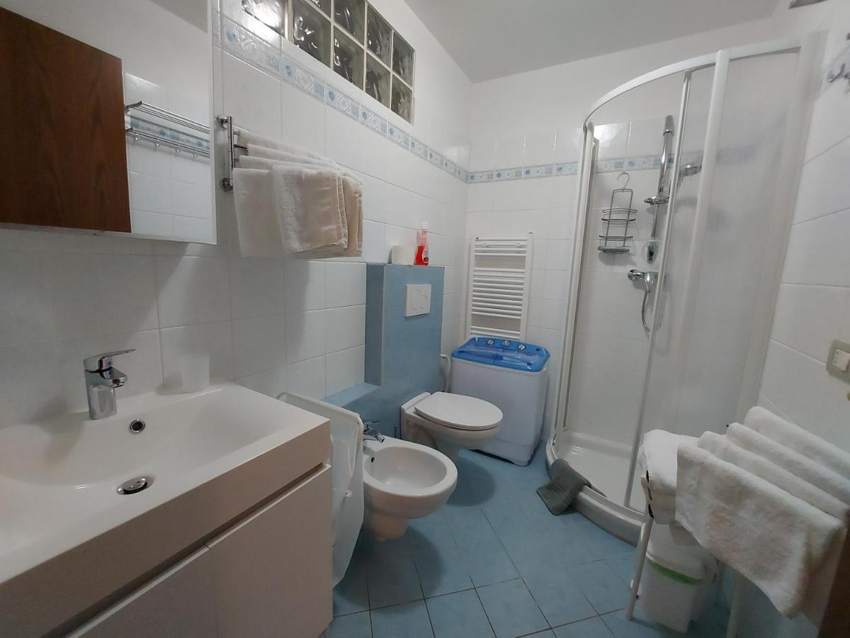 Вилла La Casa Delle Camelie Стреза Экстерьер фото