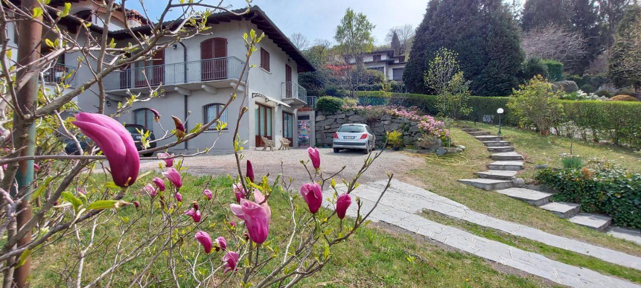 Вилла La Casa Delle Camelie Стреза Экстерьер фото